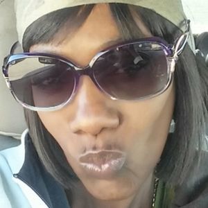 Meet your Posher, Nikki